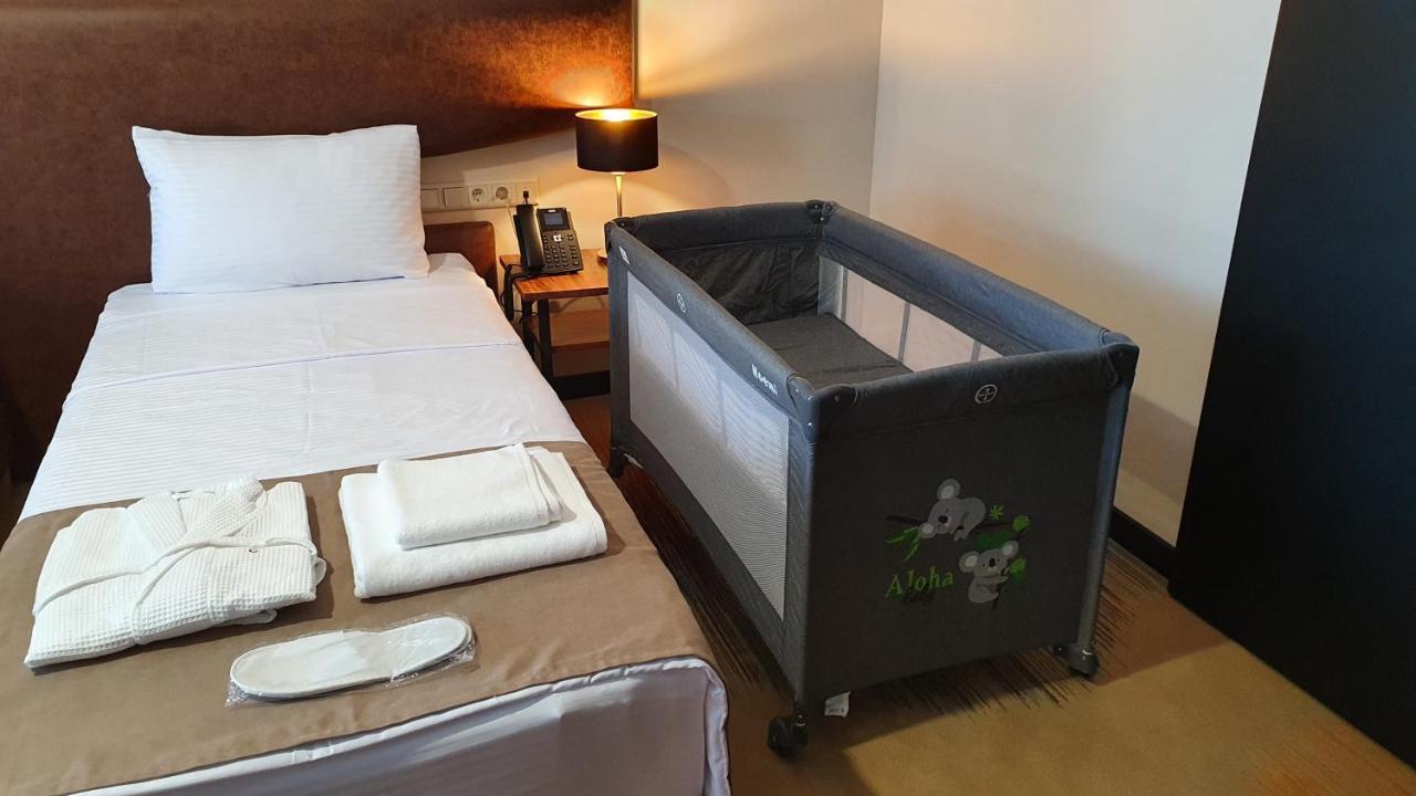 Carousel Hotel Tbilisi Esterno foto